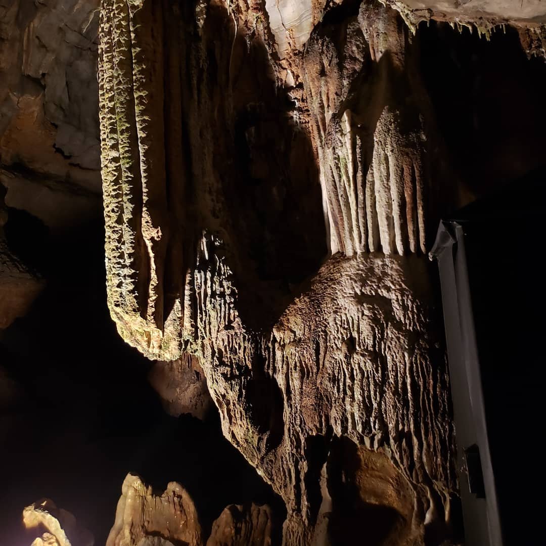 Indian Echo Caverns